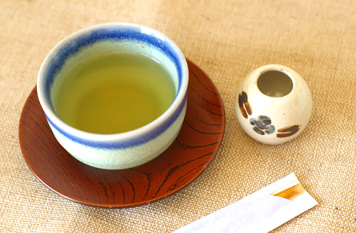 くま笹茶の写真 (1)