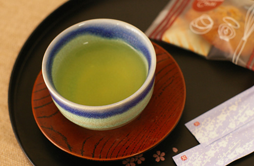 べにふうき茶の写真 (1)